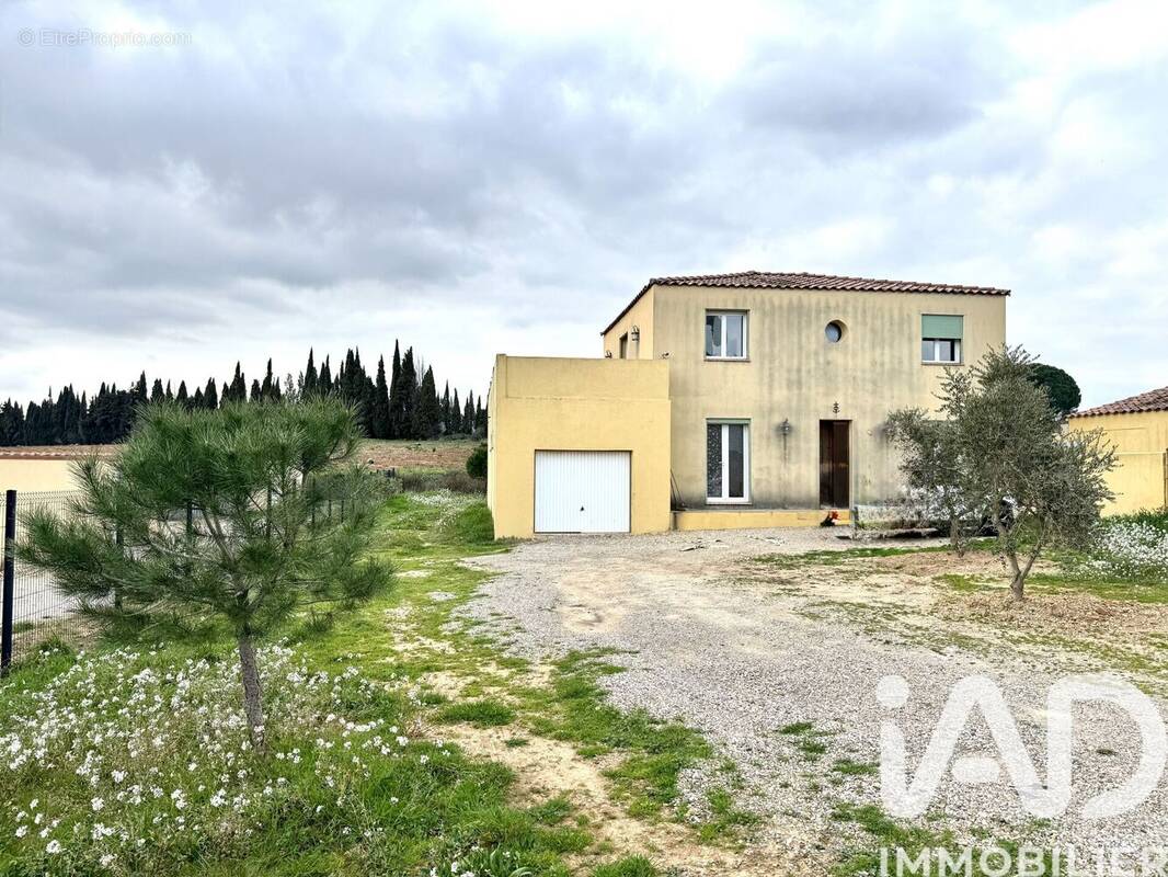 Photo 1 - Maison à SAINT-GILLES