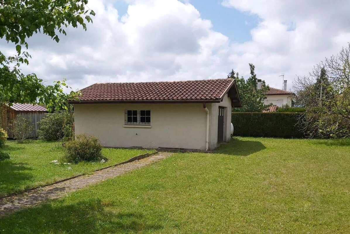 Maison à BENESSE-MAREMNE