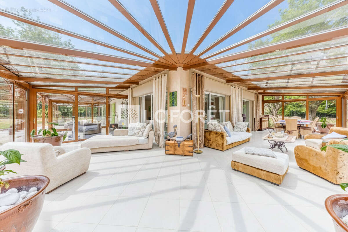 Maison à PONTAULT-COMBAULT