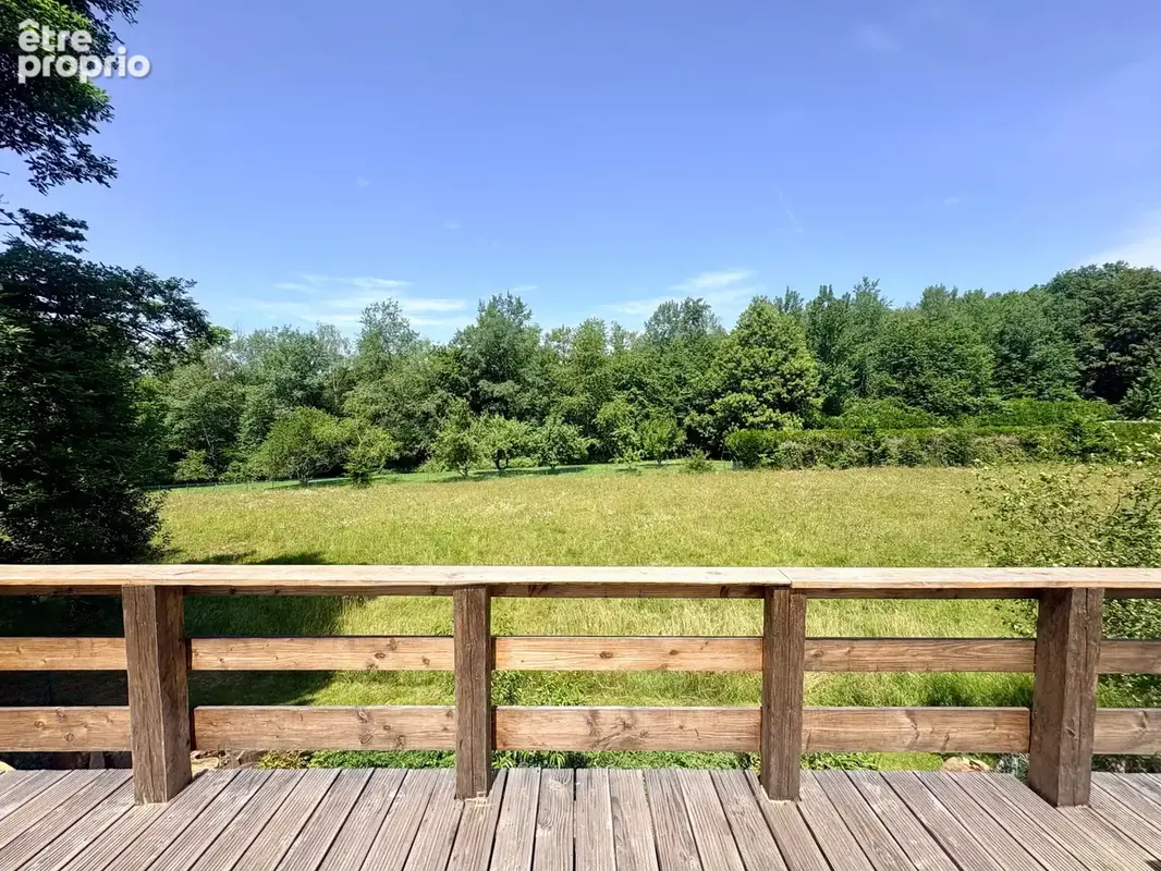 EN EXCLUSIVITE: Magnifique chalet de loisir au Bassin de Champagney - photo 2