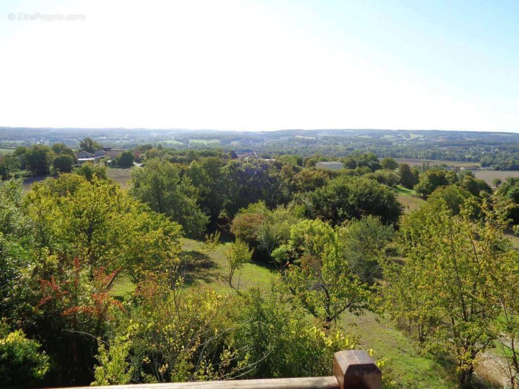 Maison à MONTAGRIER
