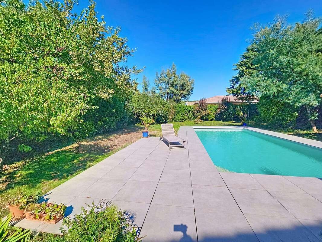 Maison à SAINT-GENIES-BELLEVUE