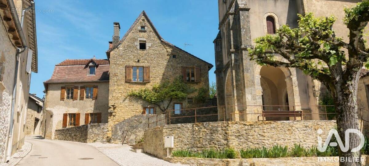 Photo 1 - Appartement à SAINT-MEDARD-DE-PRESQUE