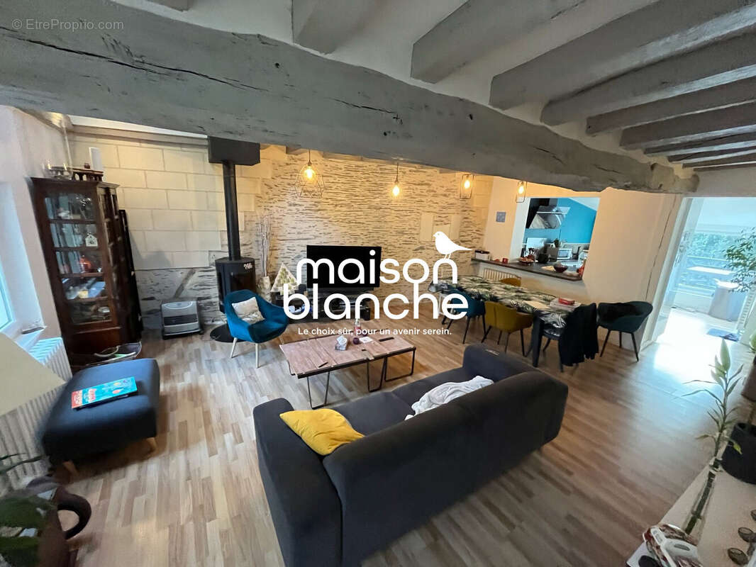 Maison à LES PONTS-DE-CE