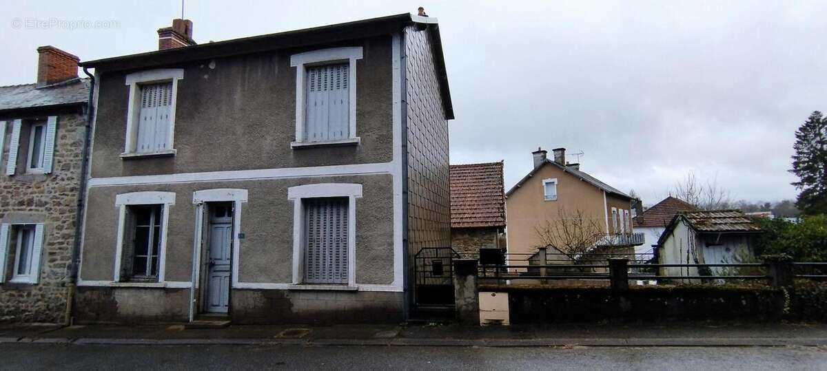 Photo 2 - Maison à AUZANCES