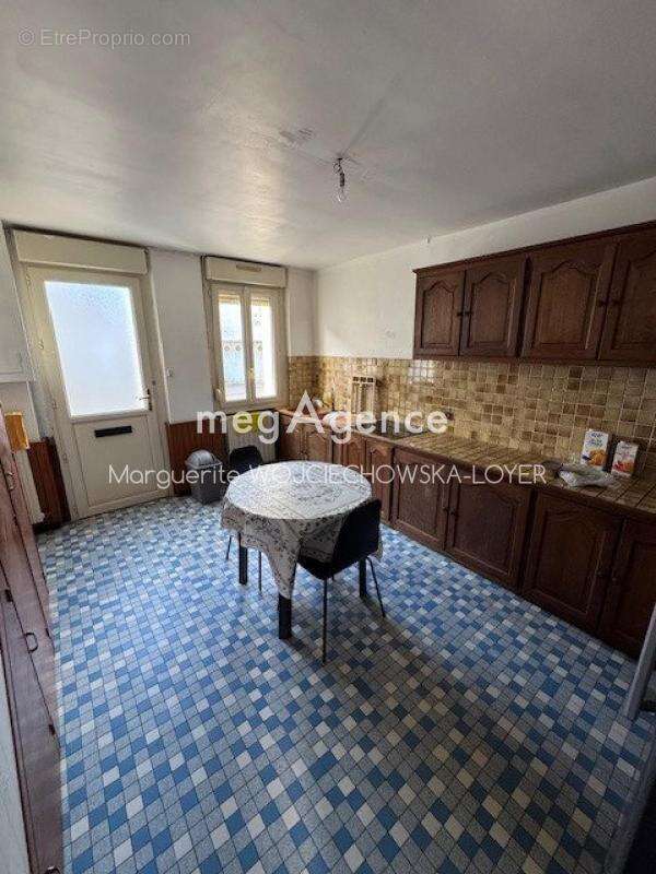 Maison à FRESNAY-SUR-SARTHE