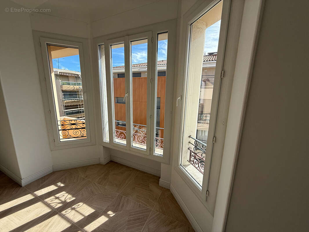Appartement à SAINT-RAPHAEL