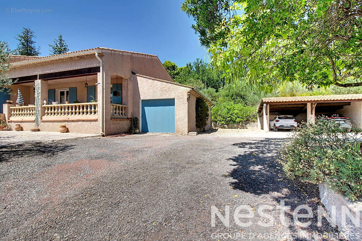 A VENDRE DRAGUIGNAN Villa 180m² avec piscine et vue dégagée - 4553m² de terrain - photo 22