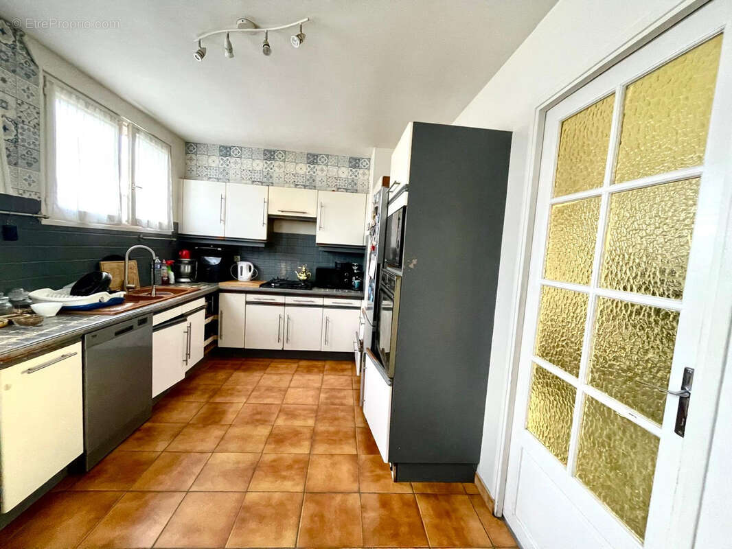 Maison à COULOMMIERS