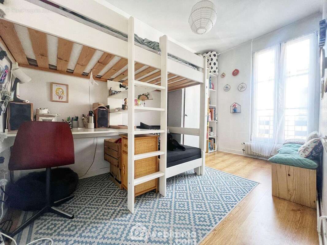Chambre 2 - Appartement à MALAKOFF