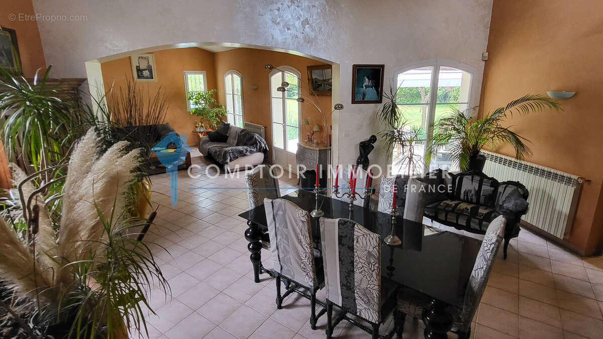DPT GARD (30), à vendre, NIMES proche, maison individuelle type 8, terrain de 3434m2, piscine, garage - photo 9