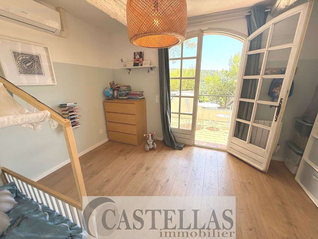 Carnoux en provence - villa type 4 quartier des barles - photo 11