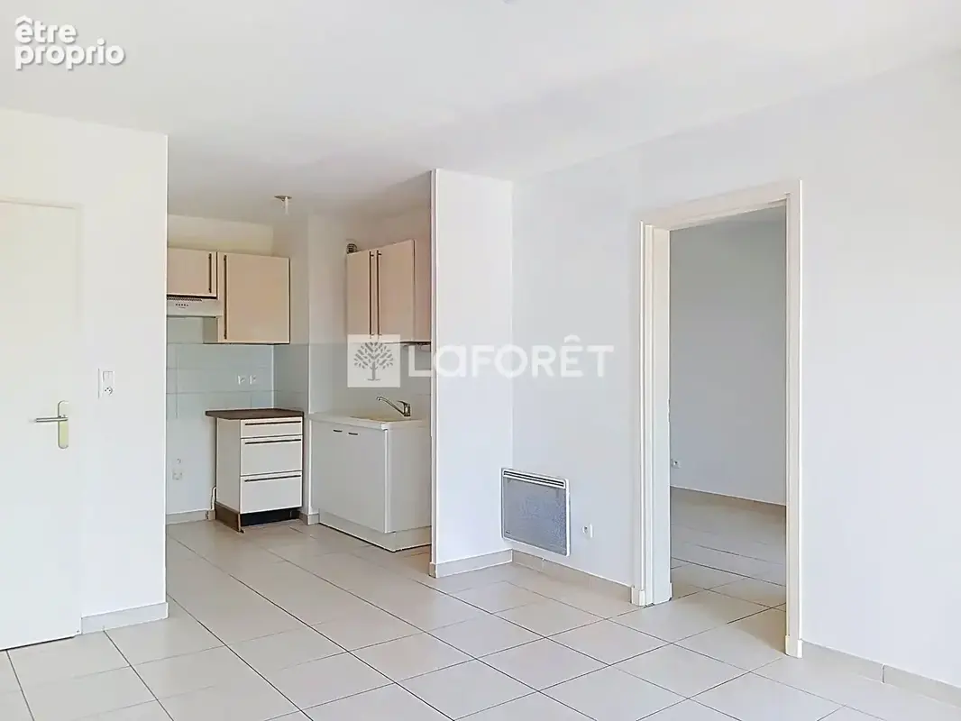 Appartement Juvignac 3 pièce(s) 55 m2 double box électrifié en sous sol - photo 6