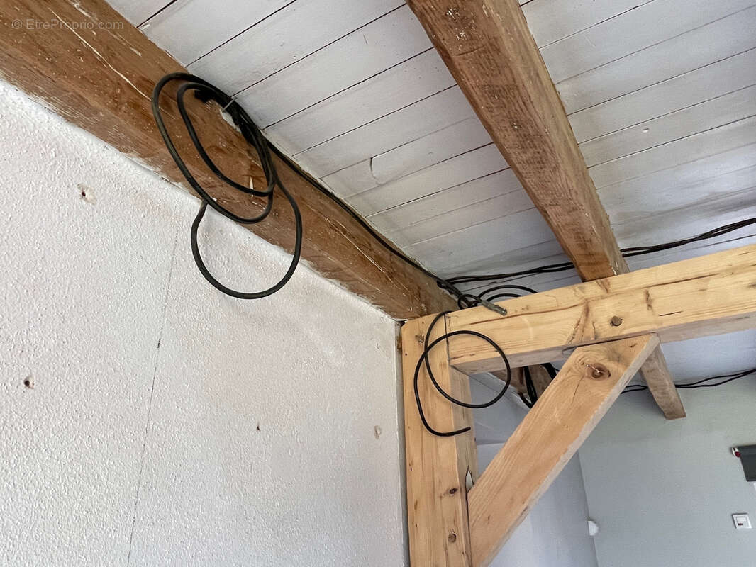 Maison à SAINT-MARCEL-EN-MARCILLAT