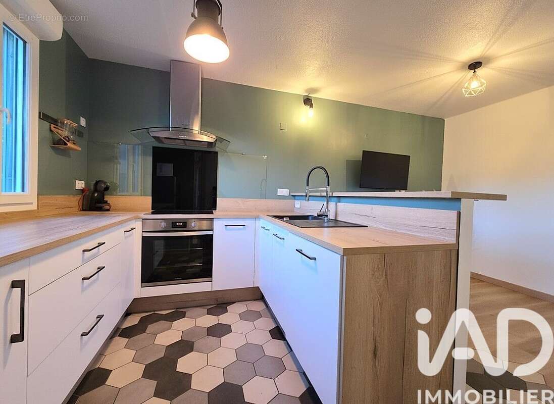 Photo 4 - Appartement à ONET-LE-CHATEAU