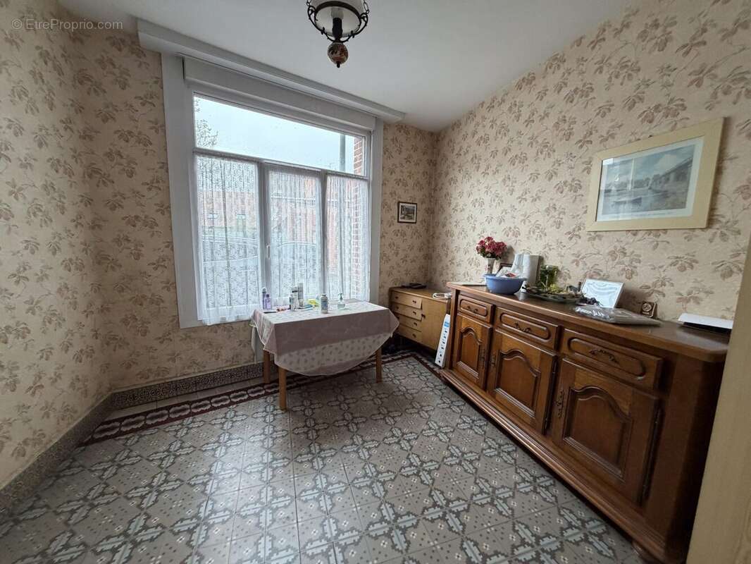 Maison à QUESNOY-SUR-DEULE