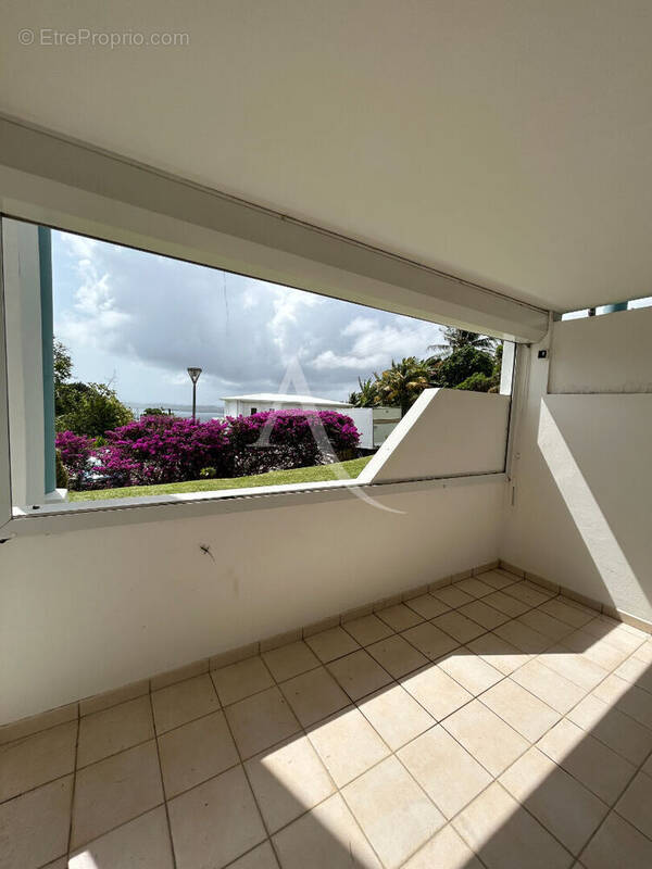 Appartement à LE ROBERT