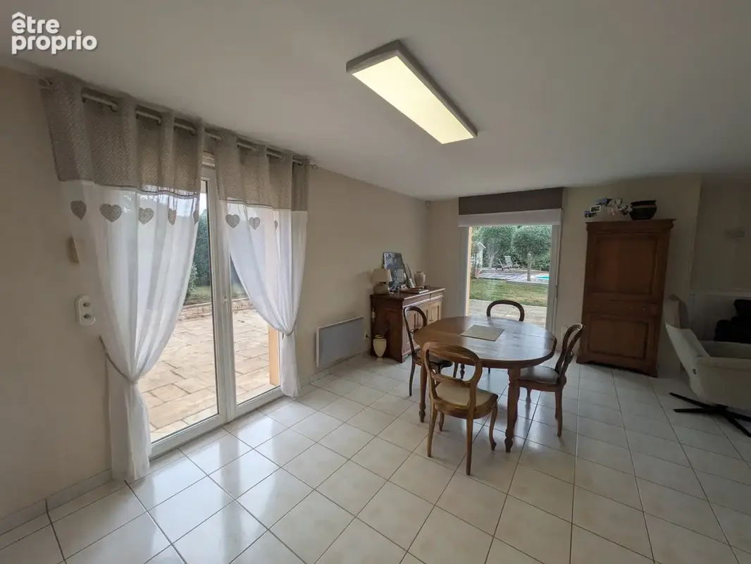 Maison avec vie de plain pied et piscine - photo 31