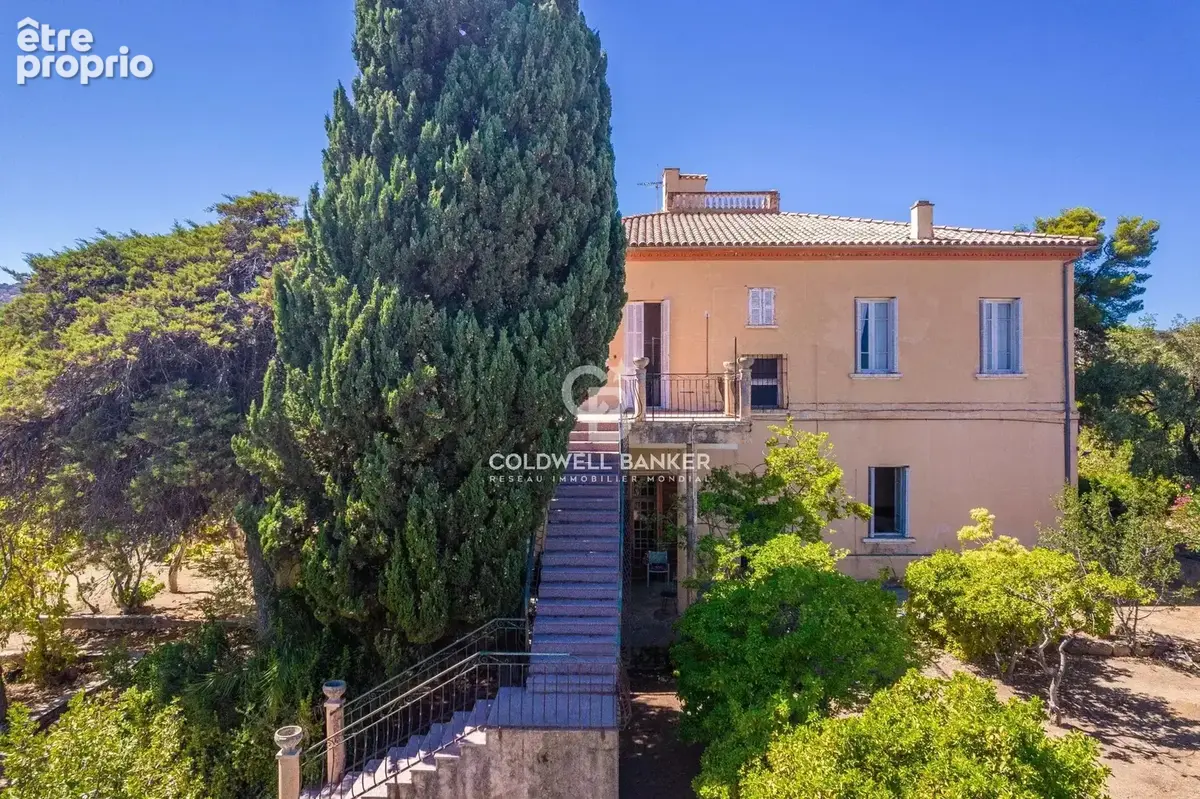 Ile-Rousse - Magnifique demeure historique  - Potentiel exceptionel - photo 7