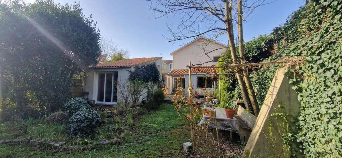 Maison à LA ROCHELLE