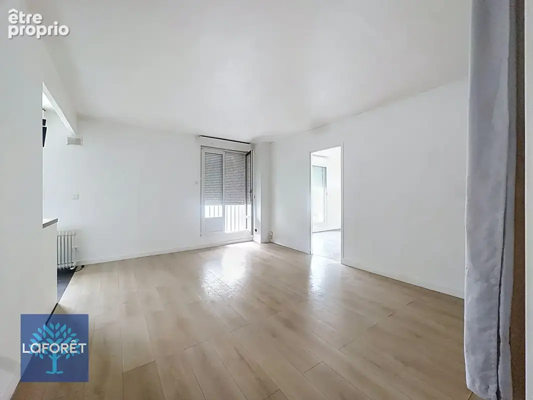 Appartement Evry-Courcouronnes 2 pièces 38m² - cave - parking sous-sol - photo 2