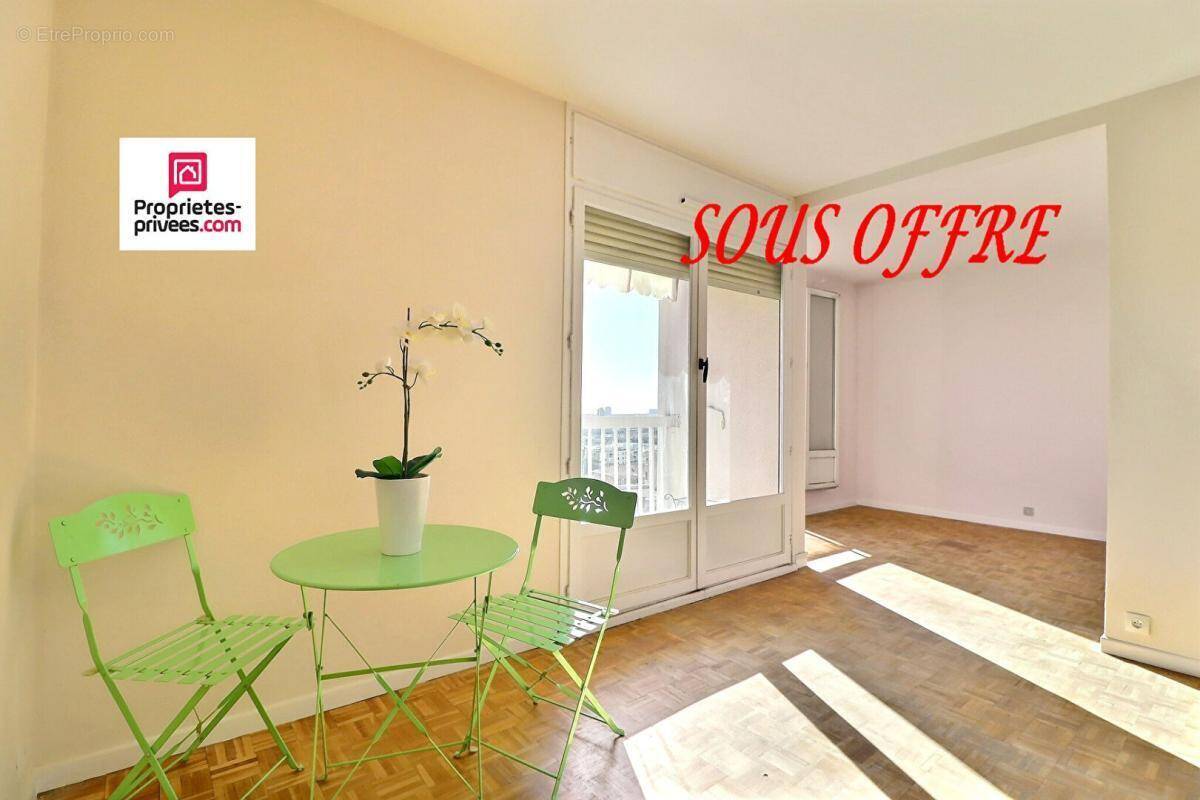 Appartement à MARSEILLE-12E