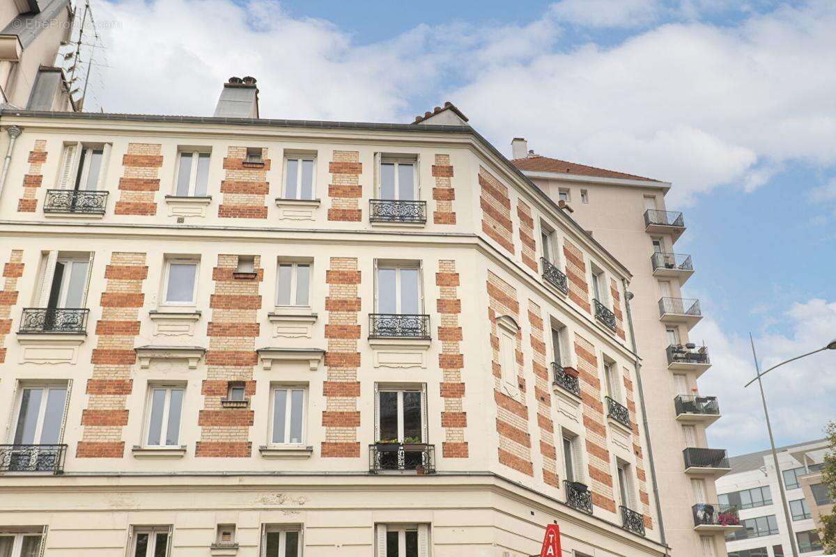 Appartement à MONTROUGE