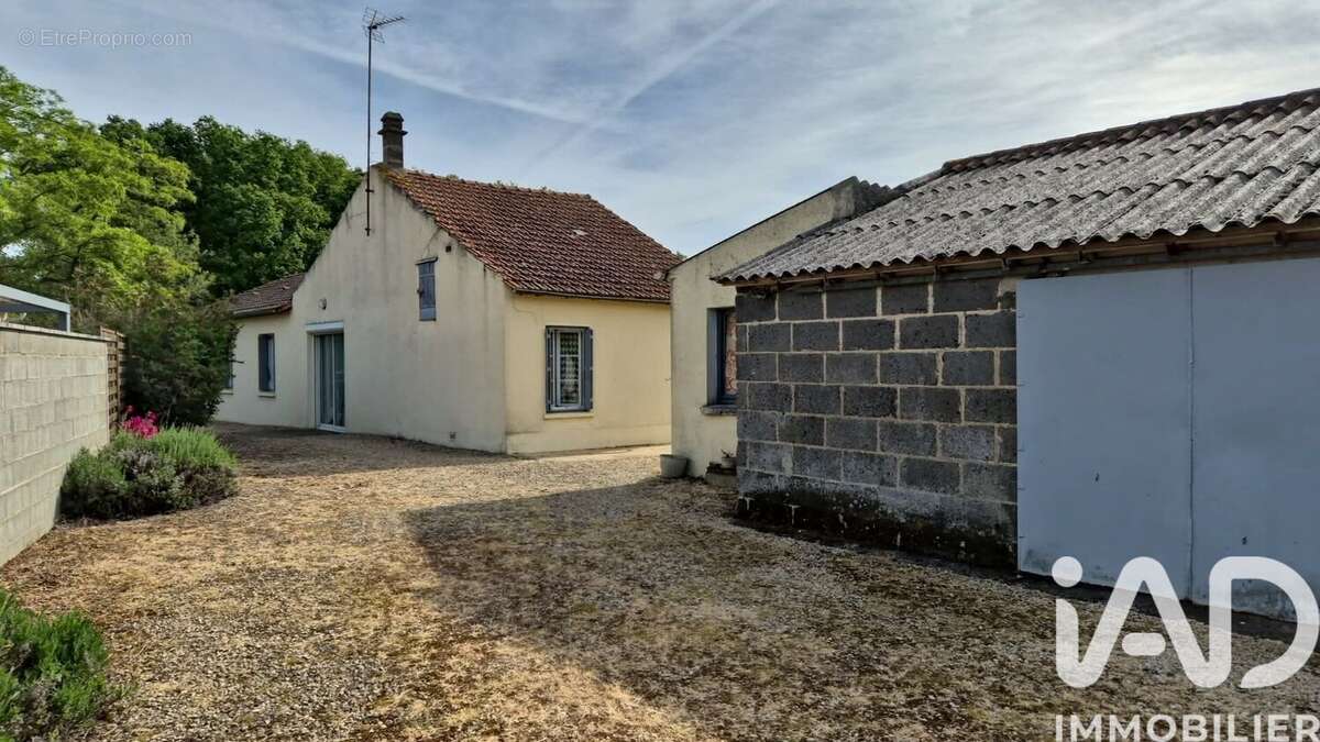Photo 2 - Maison à CERSAY