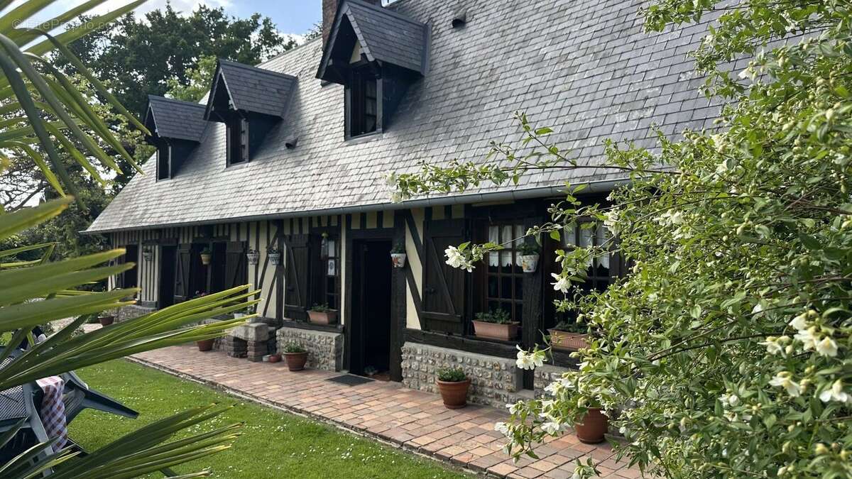 Maison à BERNAY