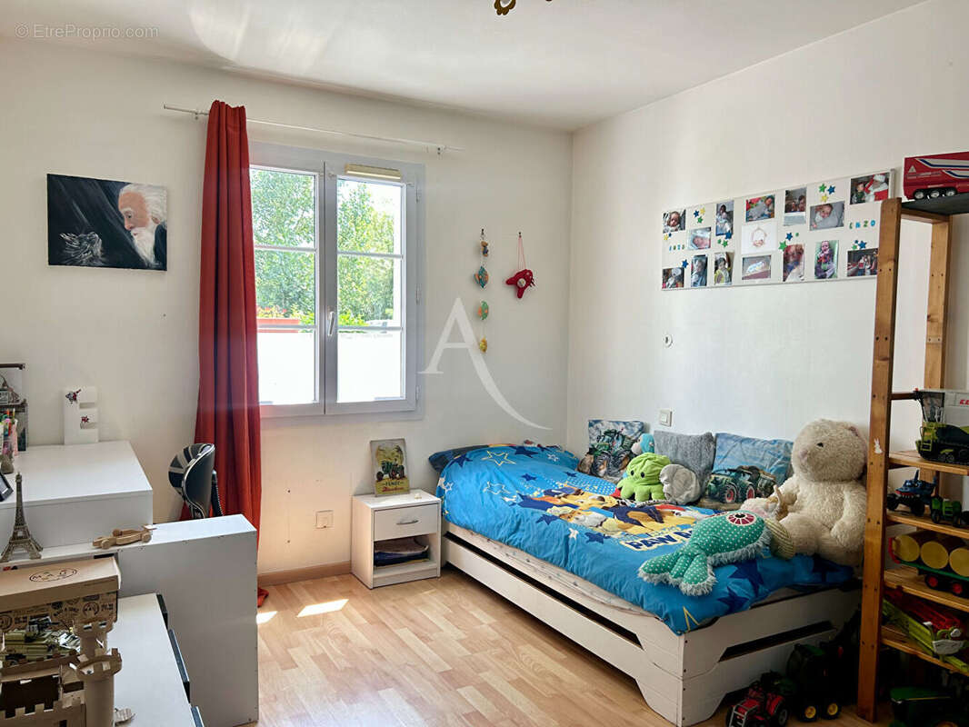 Maison à L'ILE-D'ELLE