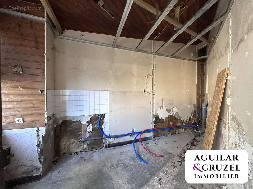 Maison à SAINT-GEORGES-SUR-MOULON