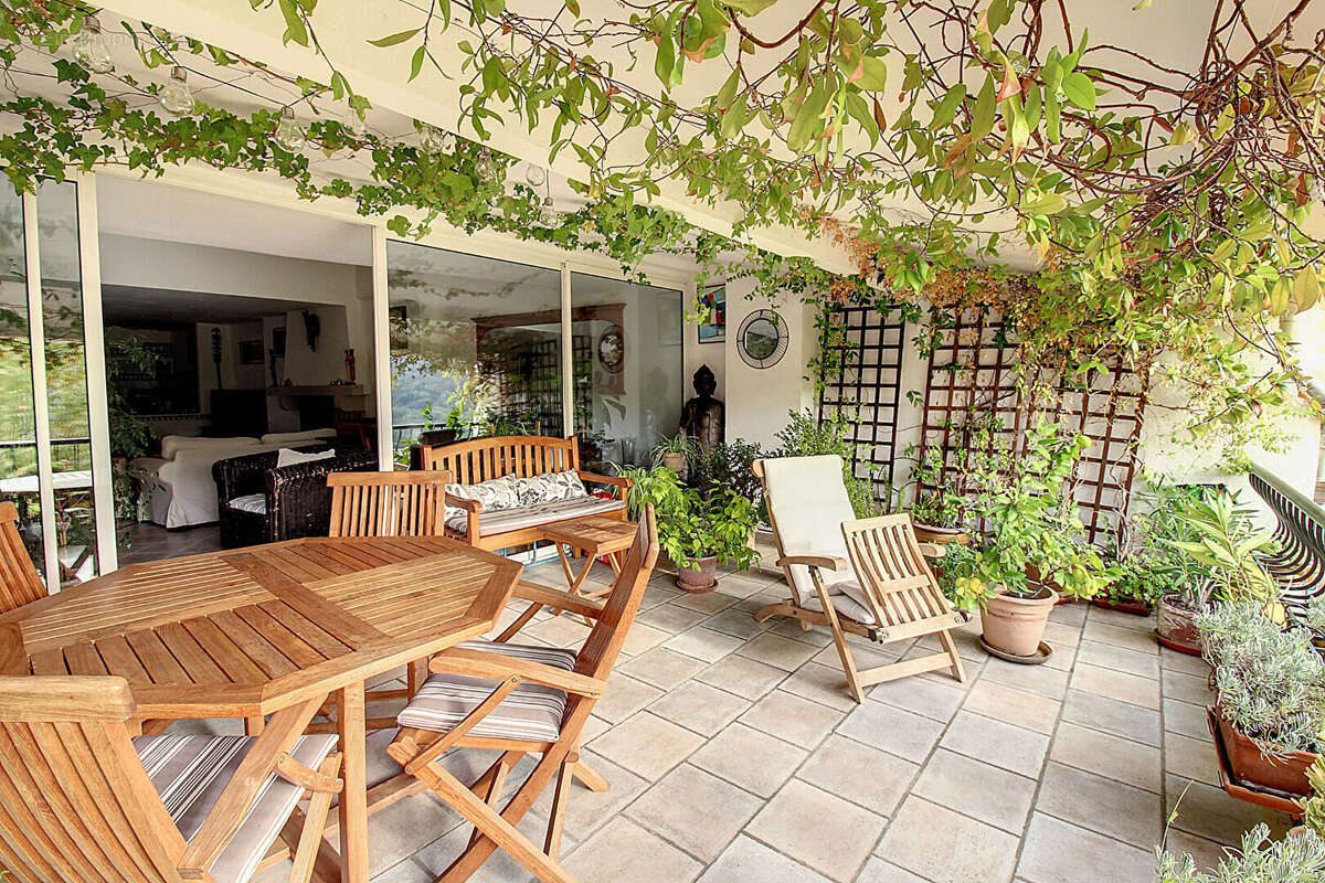 Appartement à BARGEMON