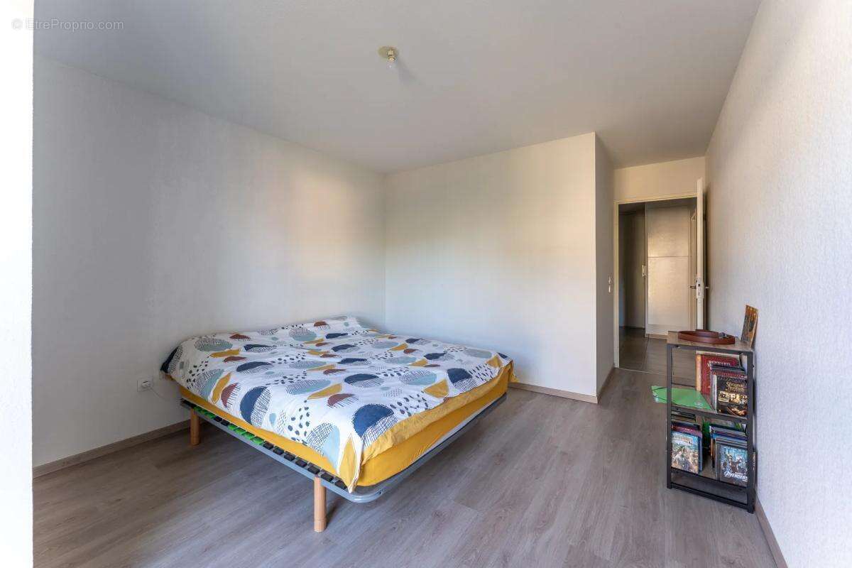 Appartement à PAREMPUYRE