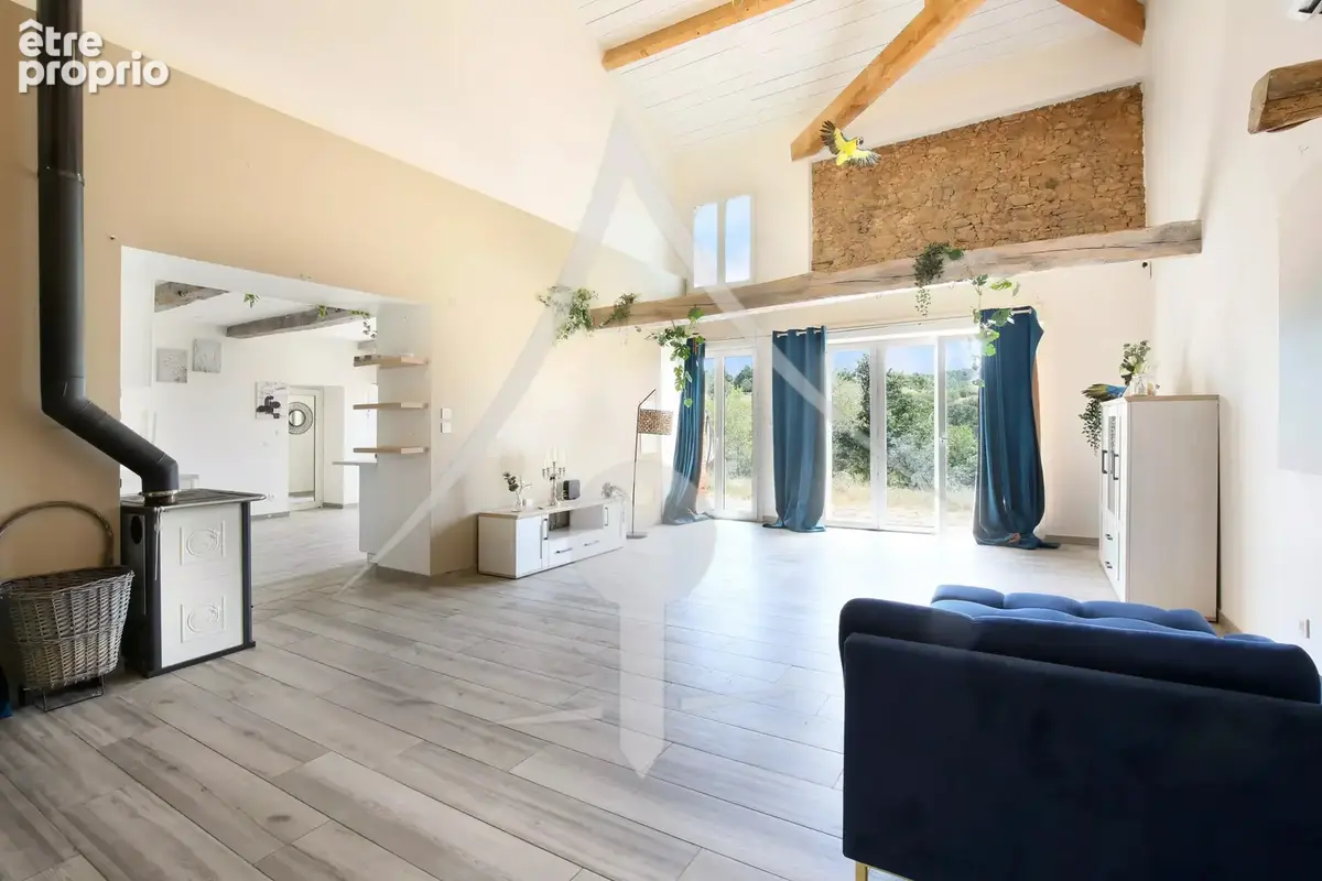 Superbe domaine avec dépendances et piscine - photo 2