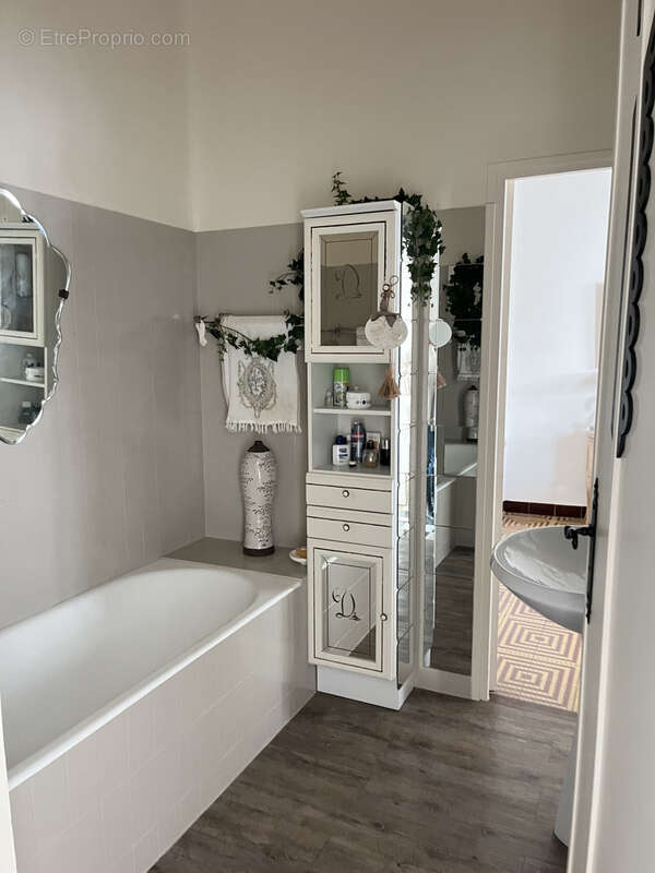 Maison à SAINT-JEAN-DE-FOS