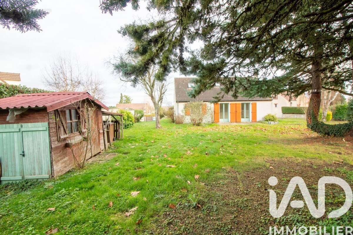 Photo 2 - Maison à MONTFORT-L'AMAURY