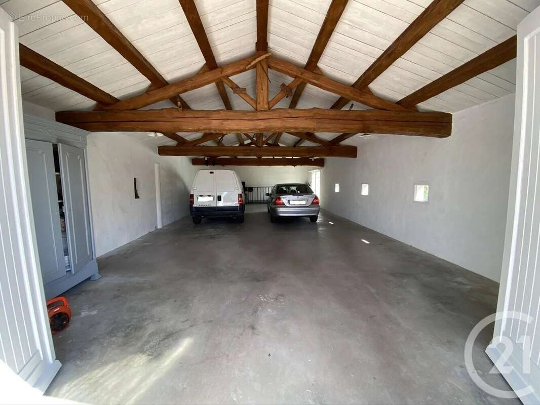 Maison à LE PERRIER