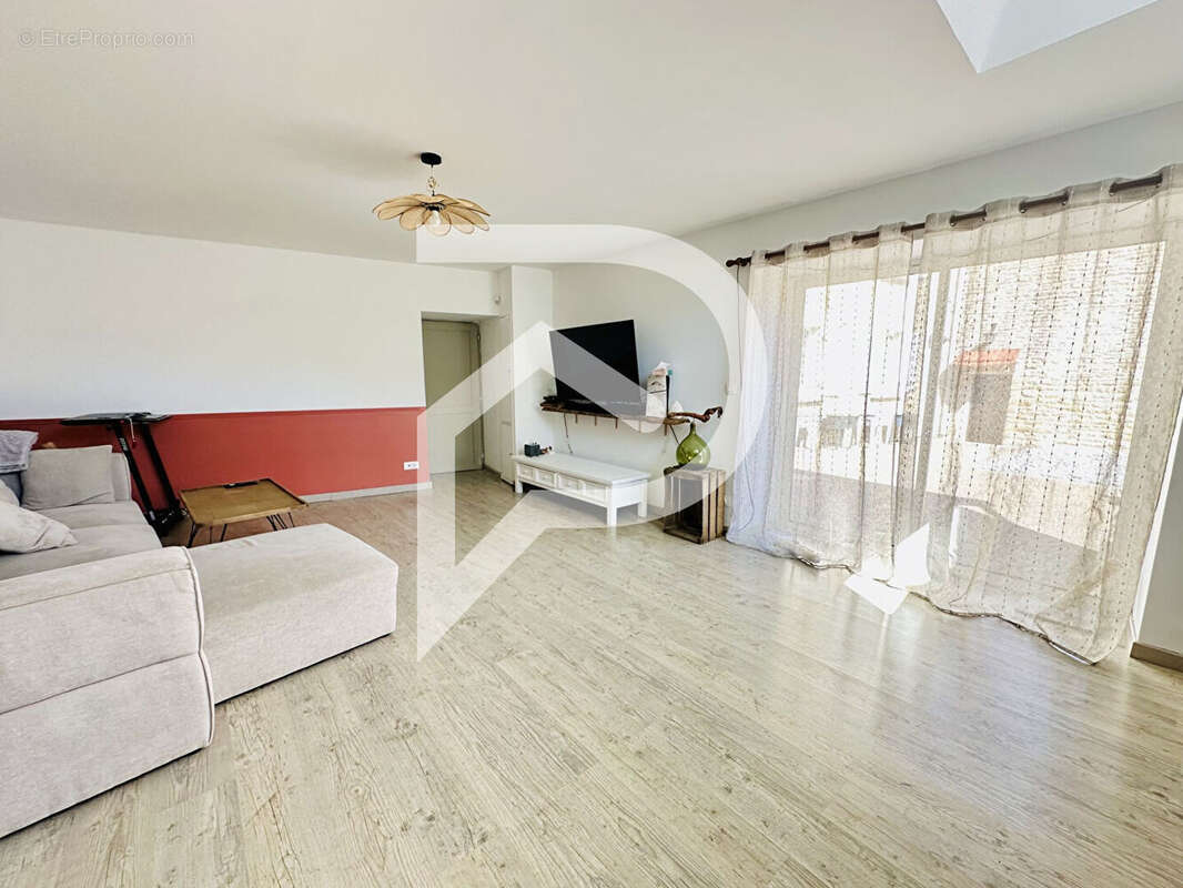 Maison à CHATEAUVILLAIN