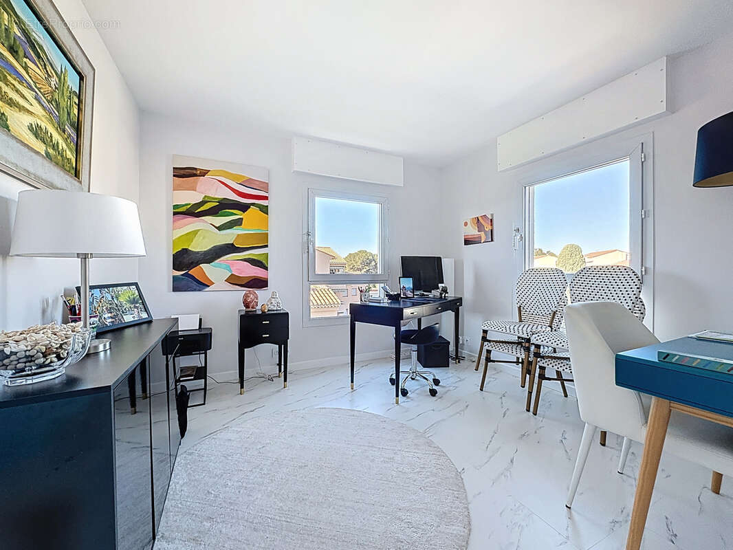 Appartement à SAINT-RAPHAEL