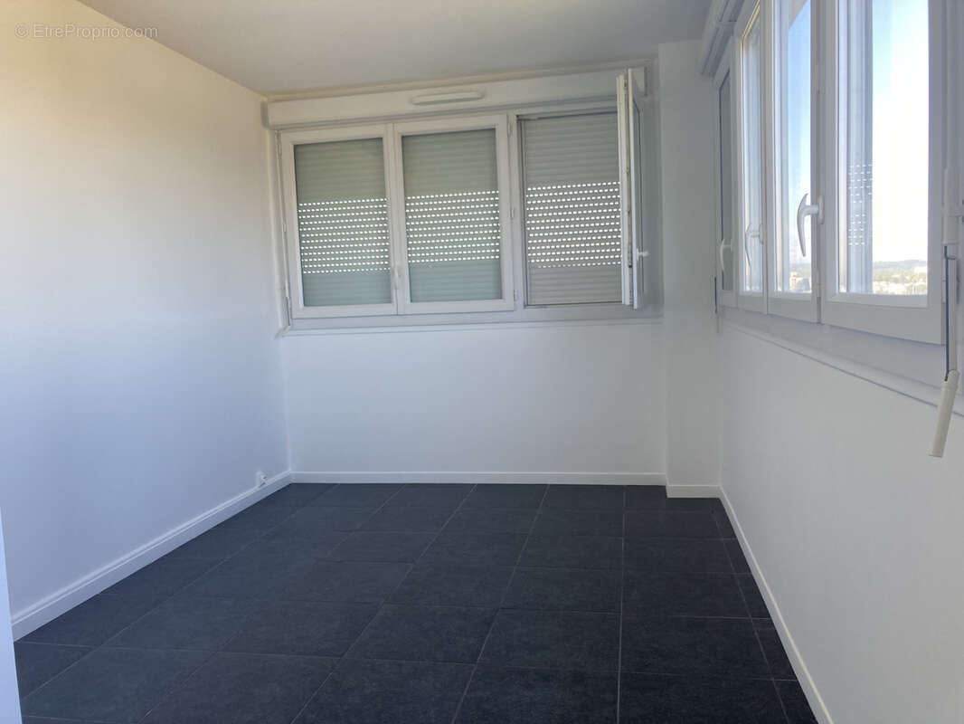 Appartement à SARCELLES