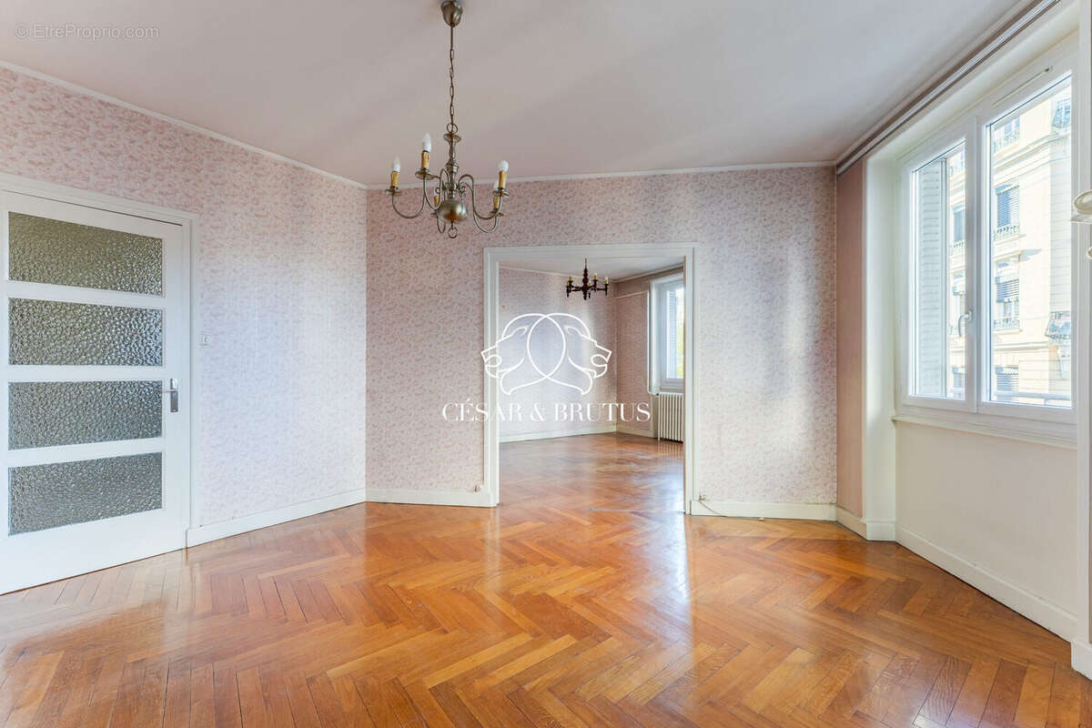 Appartement à VILLEURBANNE