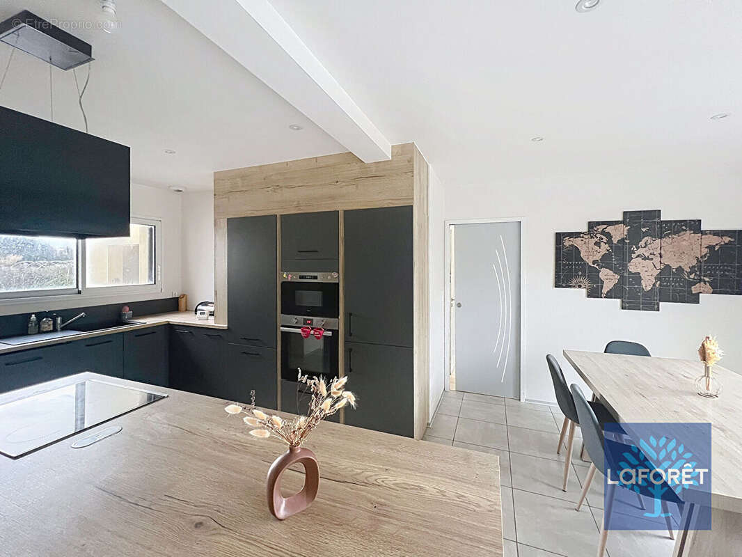 Maison à SAINT-HILAIRE-DE-RIEZ