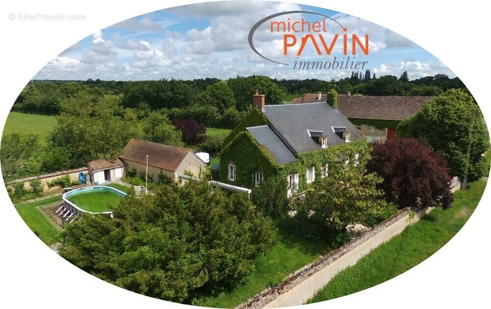 Maison à LA GUERCHE-SUR-L&#039;AUBOIS