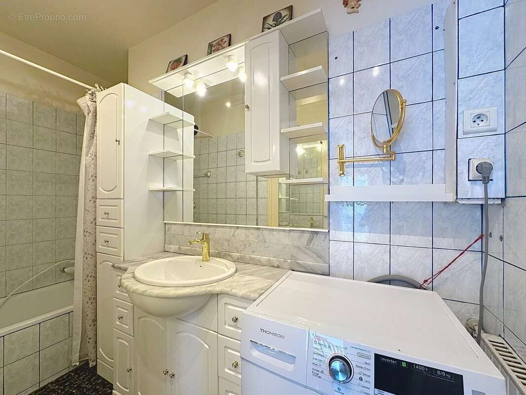 Appartement à LE CANNET