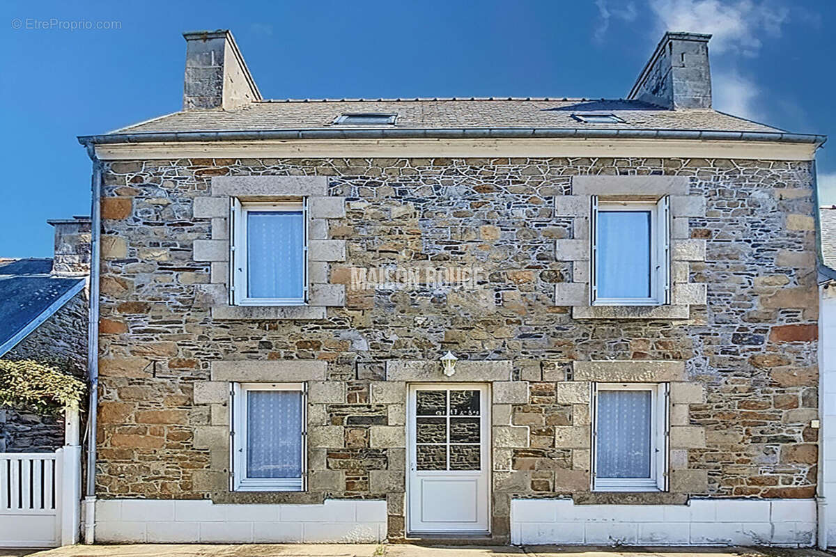 Maison à LEZARDRIEUX