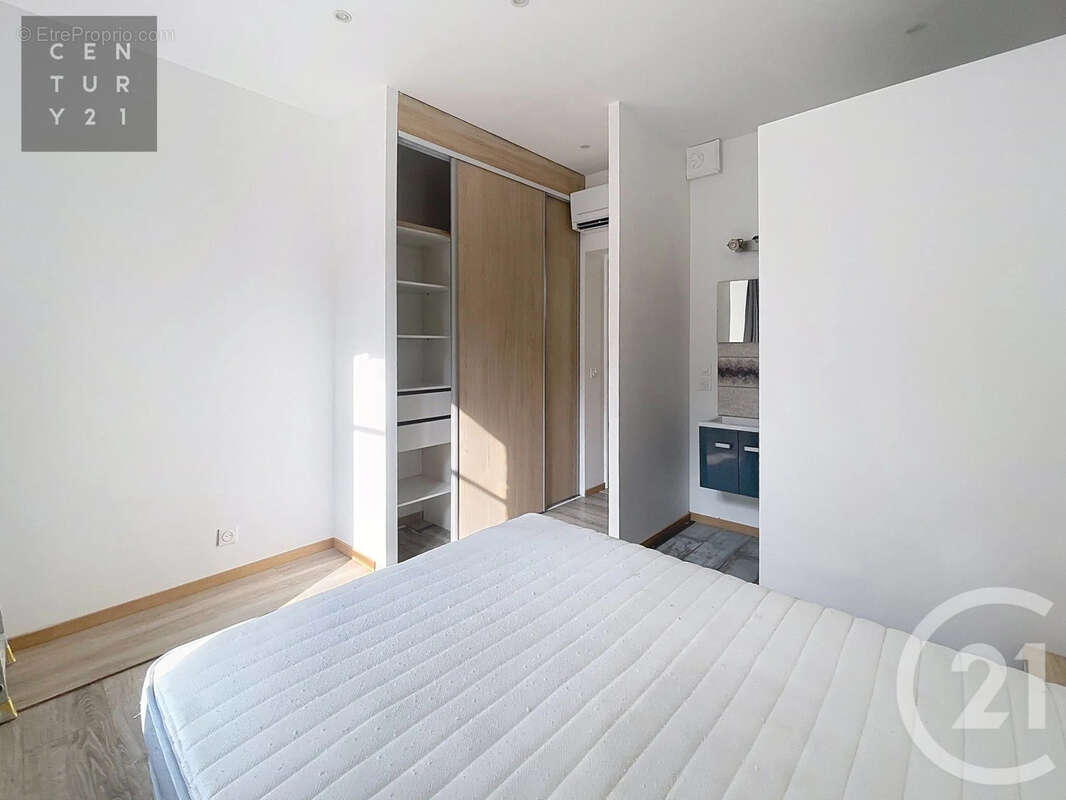 Appartement à SAINTE-SAVINE