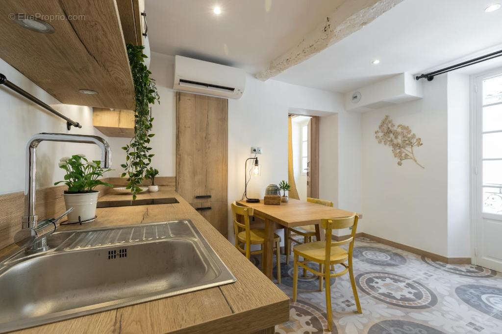 Appartement à VALBONNE