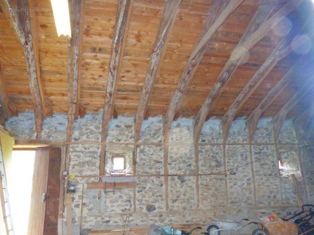 Maison de caractère à Saint-Hostien - photo 8
