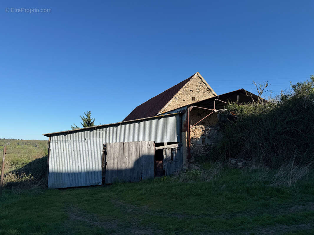 Maison à ARS-LES-FAVETS