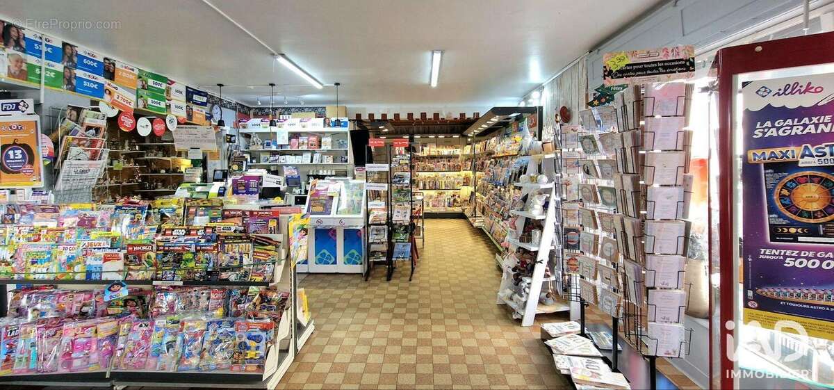 Photo 4 - Commerce à PUTTELANGE-AUX-LACS